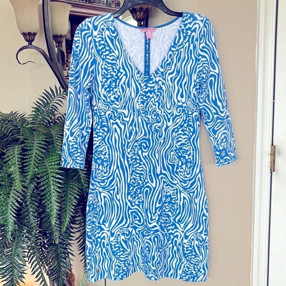 Lilly Pulitzer Blue & White Seahorse Swirl Dress V-Neck 3/4 Sleeves Tropical - Picture 14 of 14